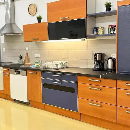 Gasthuis Railway Ljubljana